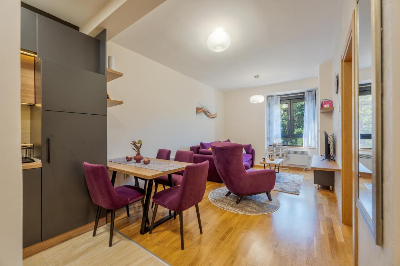 Apartman Enjoy ซลาตีบอร์ ภายนอก รูปภาพ