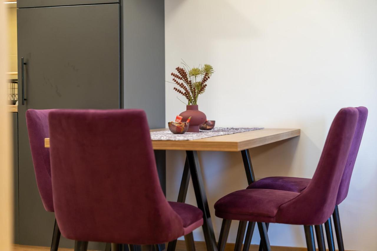 Apartman Enjoy ซลาตีบอร์ ภายนอก รูปภาพ